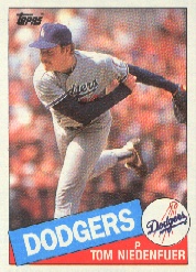 1985 Topps Baseball Cards      782     Tom Niedenfuer